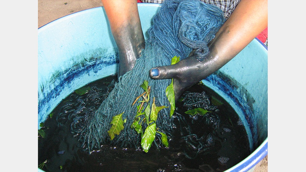  Hands-on Indigo Dyeing 