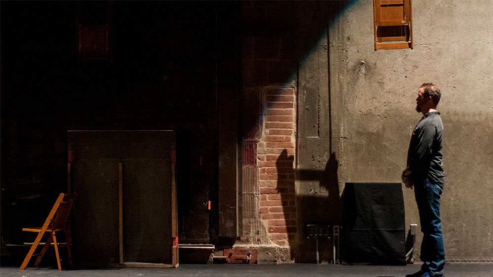 Interactive show merges reading, theater experience using Virginia Woolf texts